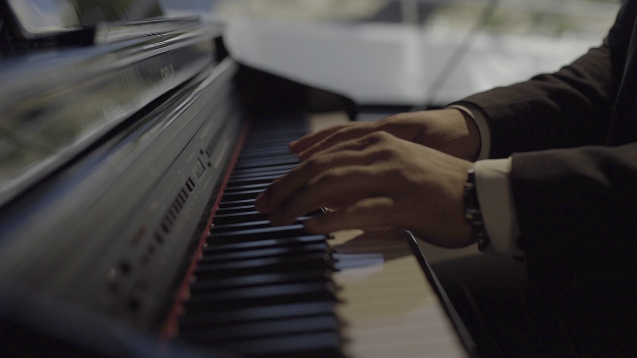 Budapest-dinner-cruise-with-piano