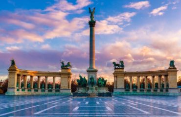 Hero’s square – Who are the heroes? Hero’s square – Who are the heroes?