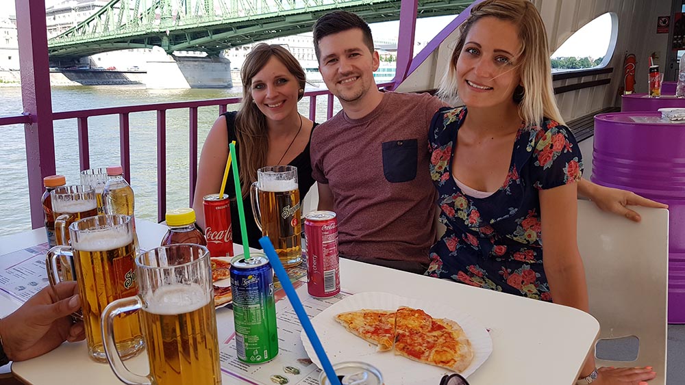 pizza-es-sor-hajozas-budapesten